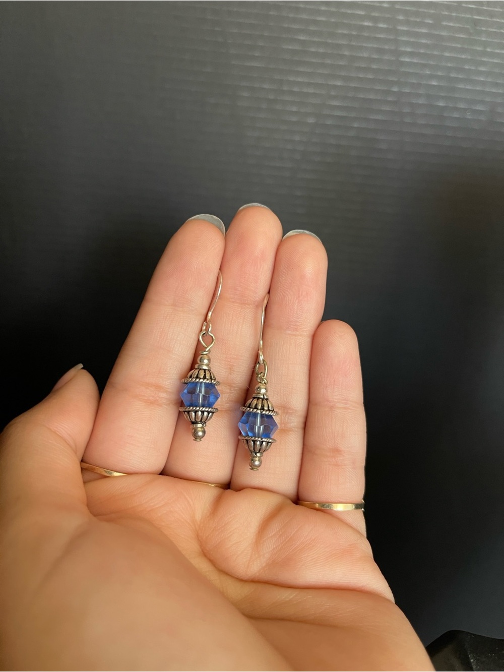 Sterling silver blue crystal dangle drop earrings - Picture 4 of 6